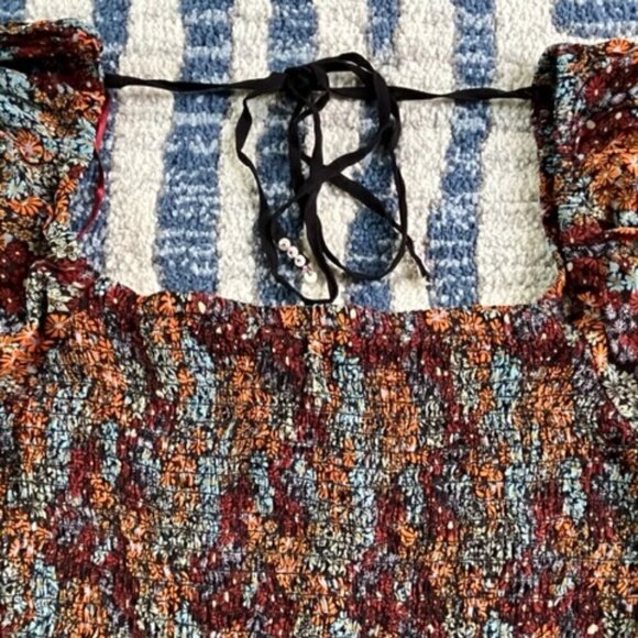 Free People NWT Square Neck Smocked Puff Sleeve Floral Crop Top In Dark Combo L - Picture 8 of 16